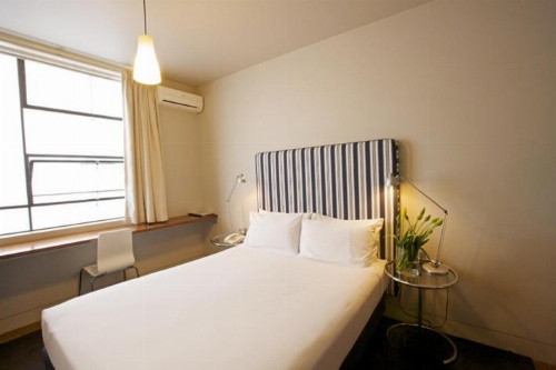 Dive Hotel Coogee Beach image 9
